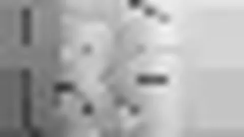 传奇乒坛霸主情缘录：初代乒坛王者与爱妻的幸福三口之家